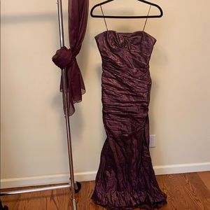 Carmen Marc Valvo Gown
